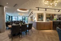 Hotel MeerZeiten Inklusive Externer Schwimmbad- & Saunanutzung Hotels in Esens