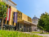 DoubleTree by Hilton Vienna Schonbrunn Hôtels à proximité de : 16e Ottakring