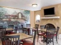 Quality Inn & Suites Altamonte Springs Orlando-North - breakfast