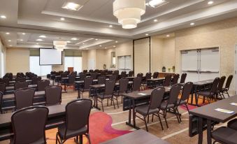 Hilton Garden Inn Medford