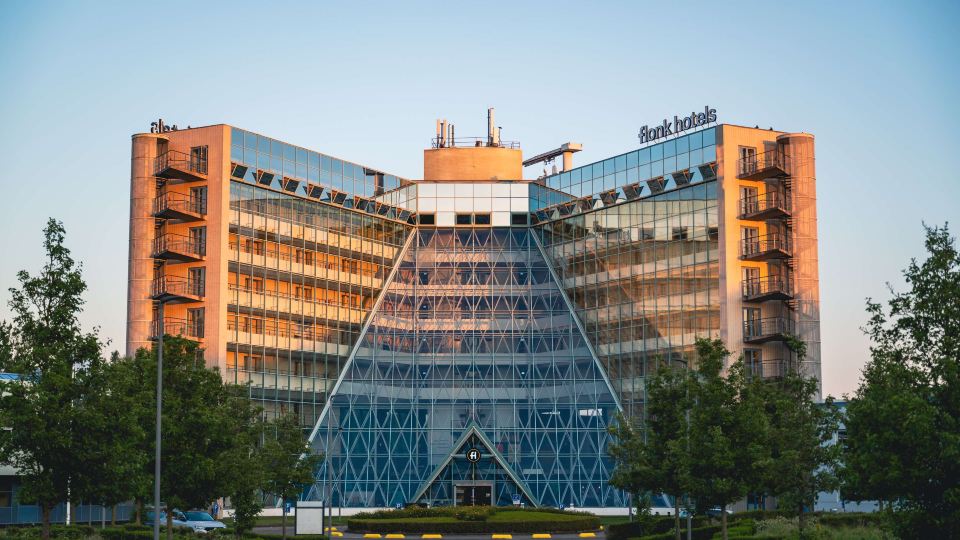 Flonk Hotel Groningen Zuid, BW Signature Collection