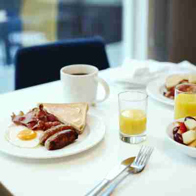 Holiday Inn Gonzales Dining/Meeting Rooms