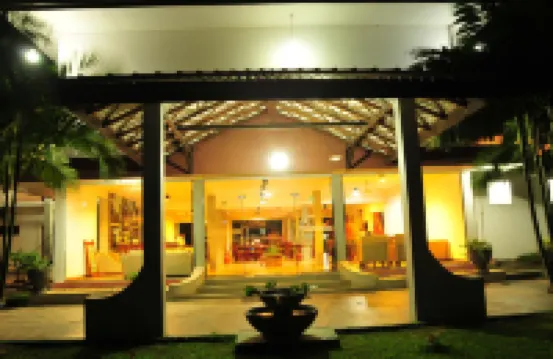 Lakewind Tissa Hotels in Tissamaharama