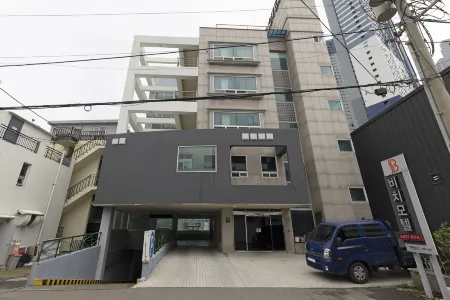 Busan Yeongdo Beach Отели рядом с достопримечательностью «Пусанхан-тэгё»