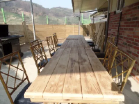 Daejeon Jangtaesan Wildflower Pension - เพนชั่น