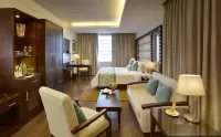 DEVENTURE SAROVAR PORTICO KAPASHERA - Gym