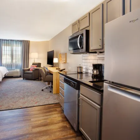 Candlewood Suites KENOSHA - PLEASANT PRAIRIE by IHG