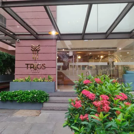 The Trios Hotel Kochi Отели рядом с достопримечательностью «Марин Драйв»