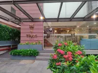 The Trios Hotel Kochi - 3つ星