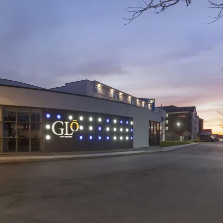 GLō Best Western Mississauga Corporate Centre