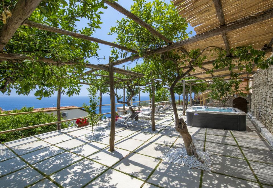 Hotel Casa Il Riccio, Exterior, Garden