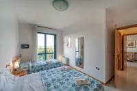 Spacious apartment with 2 balconies and shared pool - Beahost Rentals