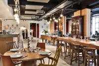 Mob Hotel Paris les Puces