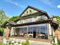 Little Grebe Hôtels à proximité de : Kurumayama Highland