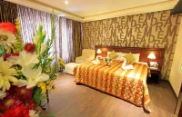 Hotel All Season Hotels near Thoombalil Sree Bhadra- Durga Devi Kshethram തൂമ്പളിൽ ശ്രീ ഭദ്ര- ദുർഗ്ഗാ ദേവി ക്ഷേത്രം