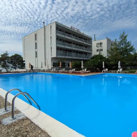 Siagas Beach Hotel