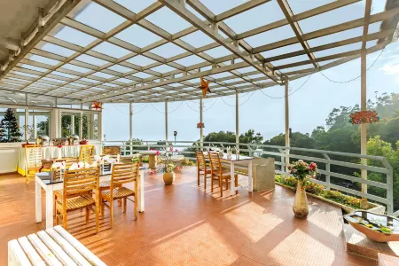 Eterno Capithans Dale