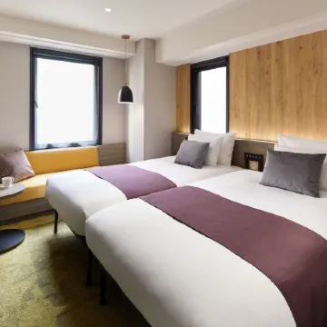 the b ochanomizu Отели рядом с достопримечательностью «Imperial Palace East National Gardens»