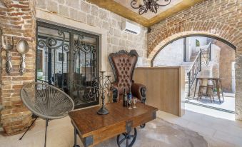 Heritage Palace Varos - Mag Quaint & Elegant Boutique Hotels