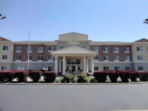 Holiday Inn Express & Suites INDIANAPOLIS NORTH - CARMEL by IHG Hotels in Carmel