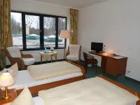 Seehotel Berlin-Rangsdorf Hôtels à : Motzen