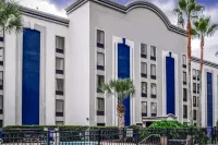Quality Inn Jacksonville - Orange Park Near Naval Air Station فنادق في Orange Park