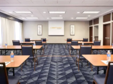 Courtyard Waterloo St. Jacobs Hoteles en Woolwich