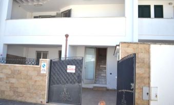 Casa Vacanze Sabi Con Balcone Ampio ed Abitabile a San Foca