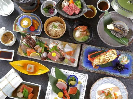 Toi Fujiya Hotel Отели рядом с достопримечательностью «Тои Золотая шахта»