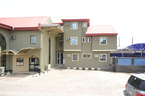 Owee Exclusive Hotel - 2-Star