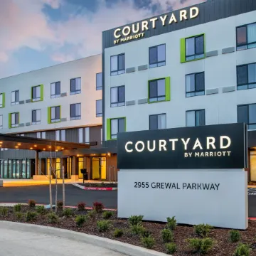 Courtyard Modesto North