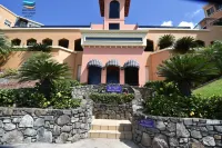 Martinique Whitsunday Resort