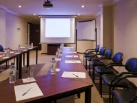 Hotel Stubel Suites & Cafe Hotels near Guapulo Park