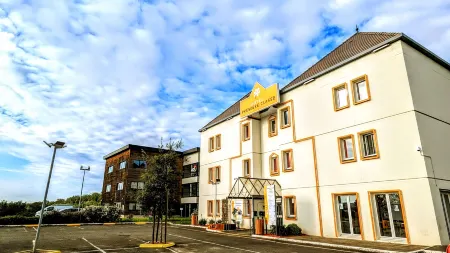 Premiere Classe Angers Sud - les Ponts de CÉ Отели в г. Сулен-Сюр-Обанс