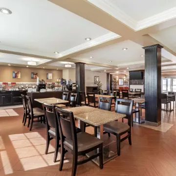 Best Western Plus Peace River Hotel  Suites