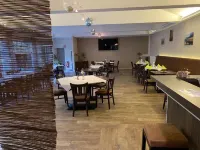 Bikerhotel Zur Schanze فنادق في BarBel