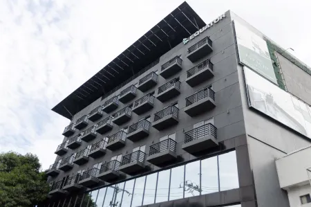 Espacio Hotel Отели рядом с достопримечательностью «Citi Plaza»