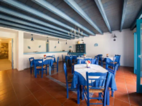 Kerame Studios & Apartments Hotels in Evdilos