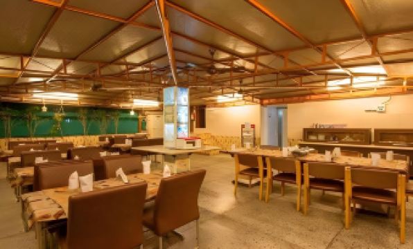 5. 호텔 애스터 인..