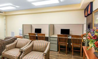 Bluegreen Vacations Patrick Henry Square, an Ascend Collection Resort