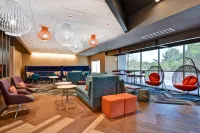 Tru by Hilton Middletown