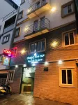 Hotel Ronvix Madiwala and CoLive Отели рядом с достопримечательностью «Университет Крайст»