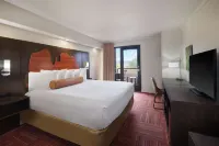 聖多娜安丹特旅館（Aiden by Best Western 塞多納） Kamma Astrology Readings附近的飯店