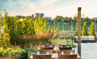 Centro Westside by Rotana