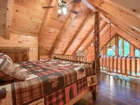 Honey Bear Cabin at Trickle Creek Hotels in Marion Township