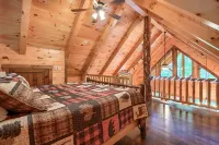 Honey Bear Cabin at Trickle Creek in Hocking Hills