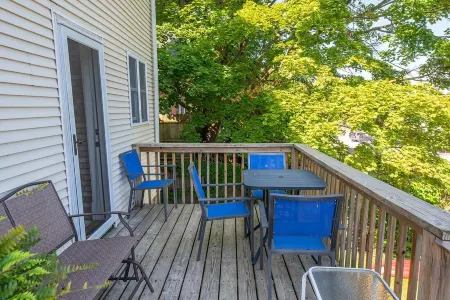 Unit 1: Beautiful townhouse near to Petoskey shopping, restaurants and trails.