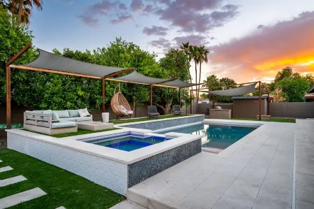 Rancho Redondo - Mid Century Home near The Wigwam Resort, Stadiums with Pool