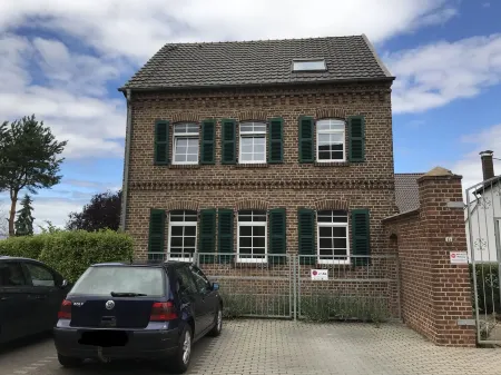 Modernized old building with lots of charm for up to 6 people