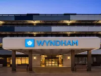 Wyndham Edmonton Hotel and Conference Centre Hotels near Old Strathcona